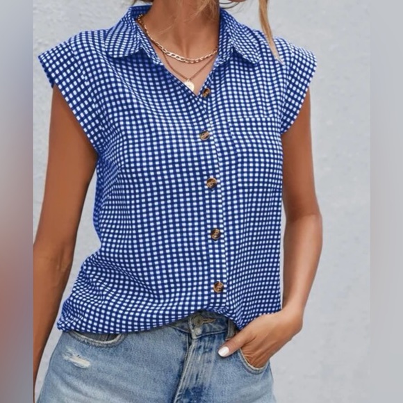 Women’s shirt sleeveless with pocket blue /white. 8/10 Large NWT - Picture 3 of 4